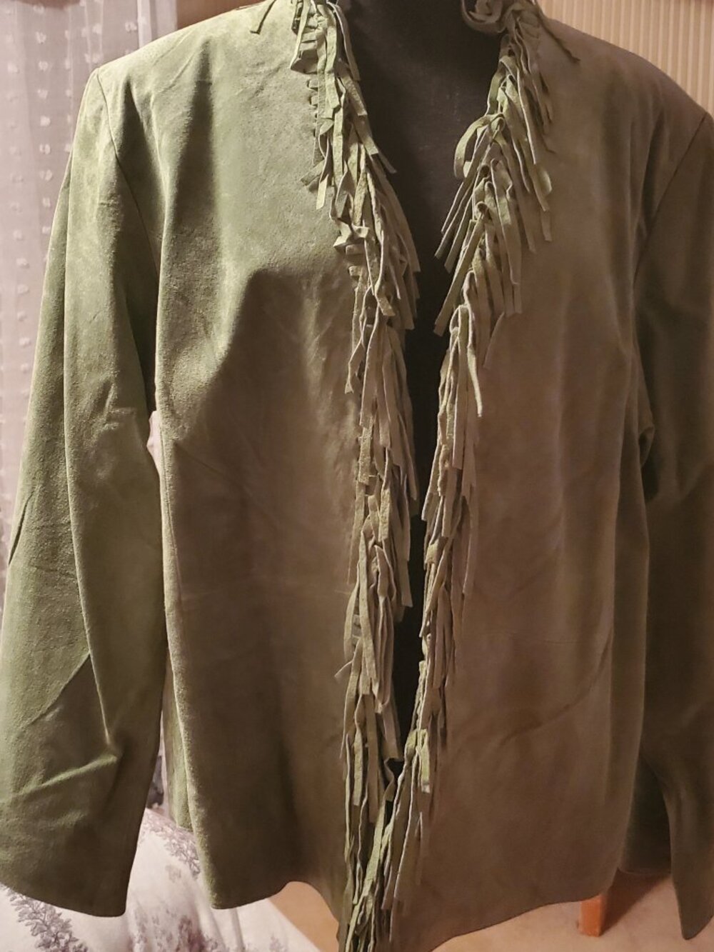 NWT: DIALOGUE BRAND GREEN SUEDE TASSLED JACKET, SIZE XL